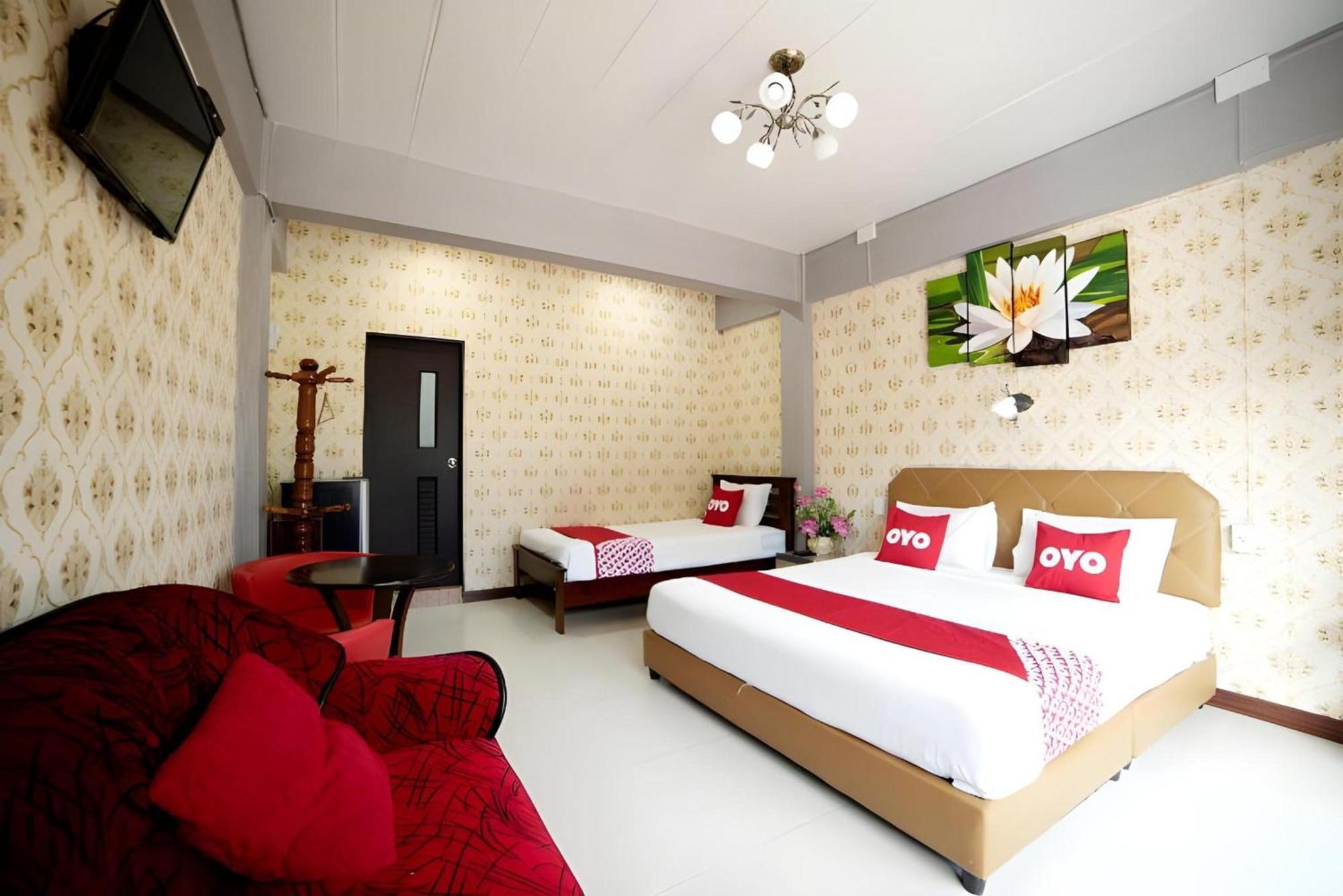 Oyo 465 Krung Kao Traveller Lodge Phra Nakhon Si Ayutthaya Exterior foto