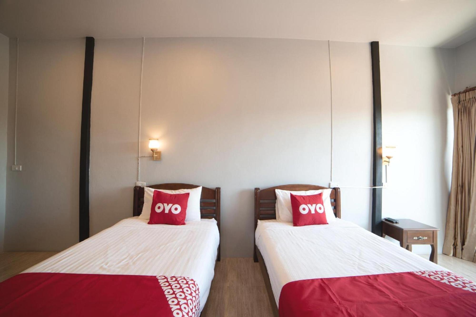 Oyo 465 Krung Kao Traveller Lodge Phra Nakhon Si Ayutthaya Exterior foto
