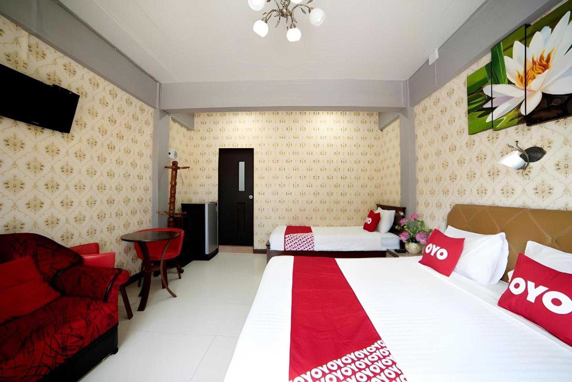 Oyo 465 Krung Kao Traveller Lodge Phra Nakhon Si Ayutthaya Exterior foto